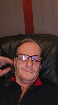 namorreyeb1 online show from 10-26-25, 07:31