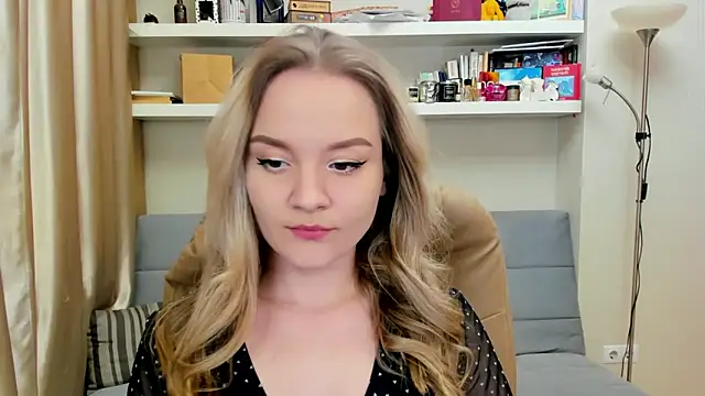 Kara Smith  online show from 01-10-25, 11:39