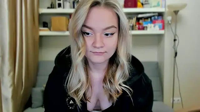 Kara Smith  online show from 11-05-25, 11:05