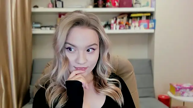 Kara Smith  online show from 03-27-26, 11:48