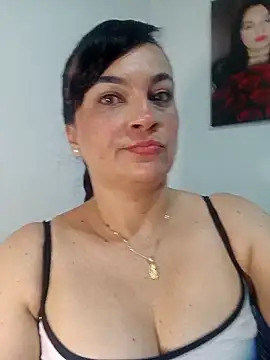 megan milf79 online show from 11-26-25, 02:23