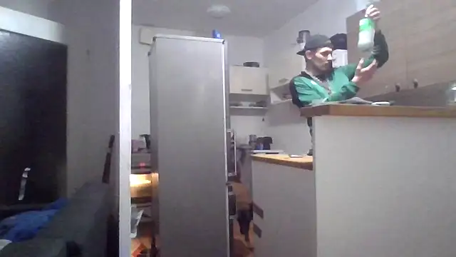 Snapshot of ThePython666 chatting on 03-16-25, 07:27 ThePython666 online show from 03-16-25, 07:27