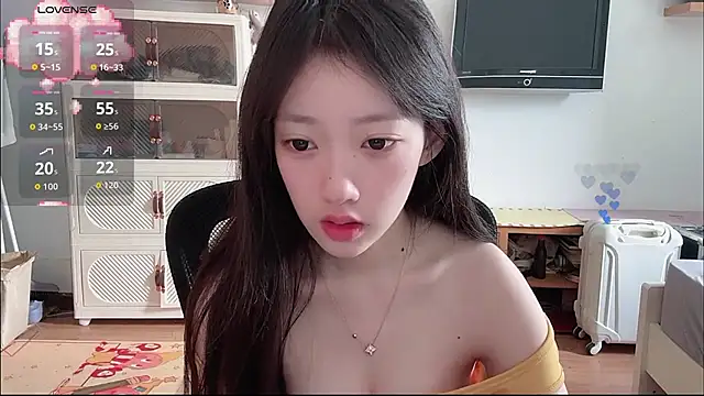 Snapshot of umi-dd chatting on 07-03-26, 03:57 umi-dd online show from 07-03-26, 03:57