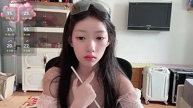 Snapshot of umi-dd chatting on 07-11-26, 03:53 umi-dd online show from 07-11-26, 03:53