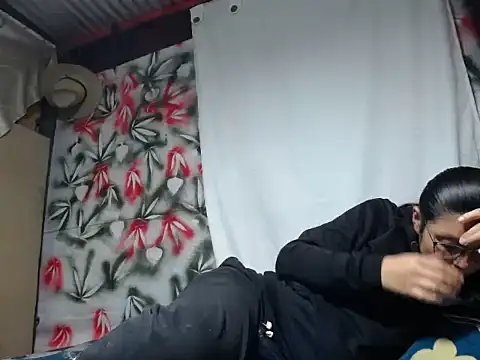 SHARONYJQVI online show from 09-27-25, 09:53