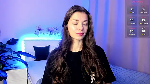 Eva McCoy online show from 11-04-25, 09:30