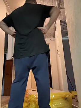 billybib83 online show from 10-24-25, 04:25