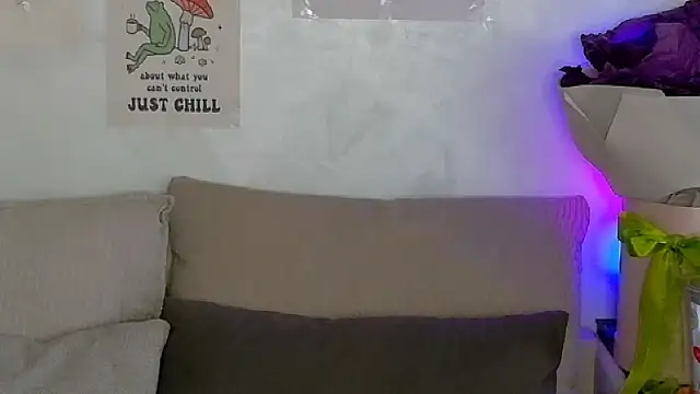 SweetDarling7 online show from 04-02-26, 07:06