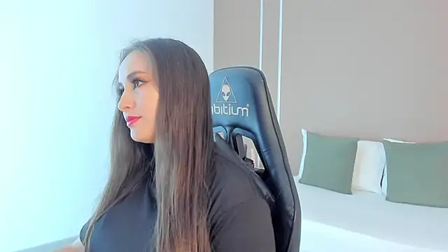 sophia martinezz  online show from 10-11-25, 12:26