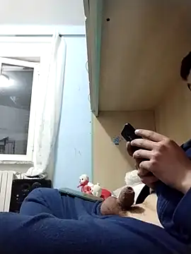 Francescodicristina44 online show from 04-08-26, 09:37