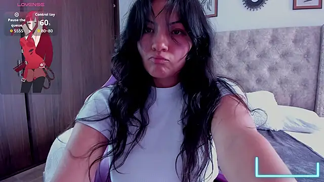 Snapshot of Asaray_T chatting on 10-22-25, 05:45 Asaray T online show from 10-22-25, 05:45