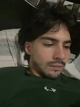 Snapshot of thiago9798 chatting on 07-28-26, 03:57 thiago9798 online show from 07-28-26, 03:57