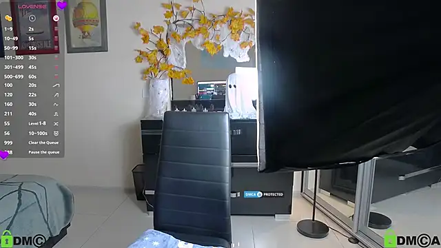 Lilysweet13 online show from 10-29-25, 11:23