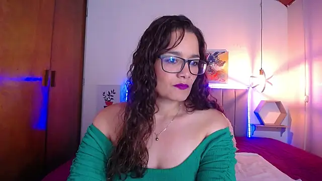 Rose Thompson1 online show from 03-13-25, 03:06