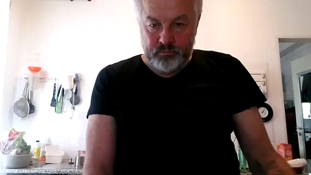 Berg Boy online show from 11-24-25, 12:05