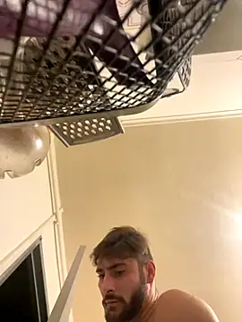 Hugo34bg online show from 11-14-25, 02:54