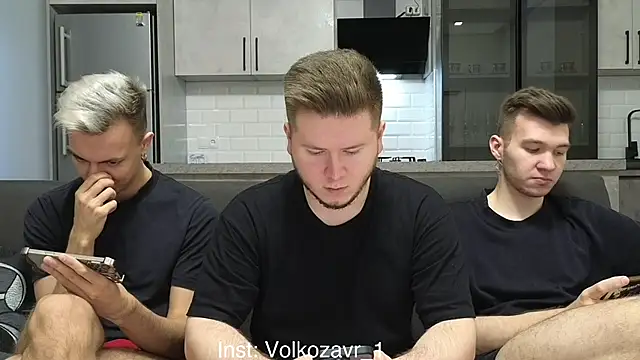 boys sobolisha online show from 10-21-25, 01:45