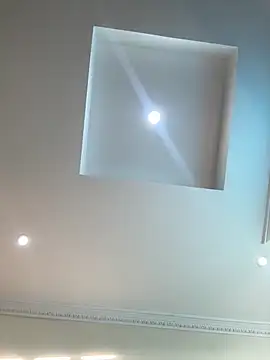 Ivelleee  online show from 12-03-25, 10:08