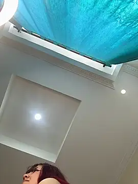 Ivelleee  online show from 01-17-26, 04:54