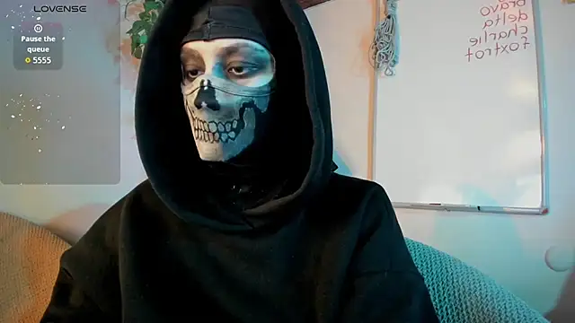 cos operator online show from 10-30-25, 07:14