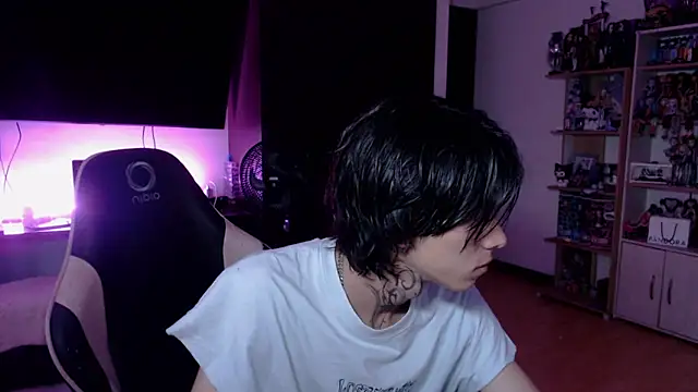 xIce Boy online show from 12-04-25, 12:14