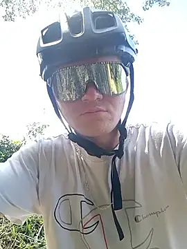 JuanMaty online show from 11-17-25, 05:41