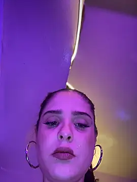 LoganPeny online show from 11-12-25, 05:19