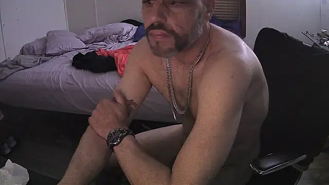 Muffdiver718 online show from 03-16-25, 07:15