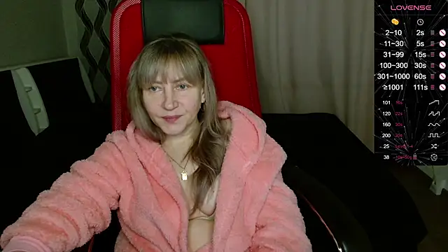 Snapshot of ganet469 chatting on 12-18-25, 02:01 ganet469 online show from 12-18-25, 02:01