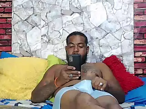 BladeFoxxx1 online show from 02-25-26, 03:27