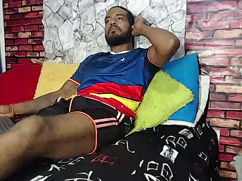 BladeFoxxx1 online show from 07-02-26, 10:49