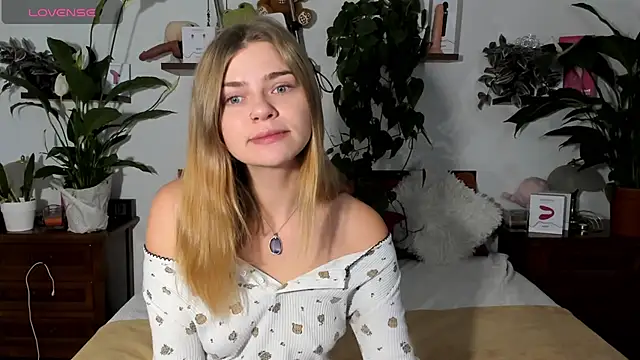 HaleyReedme online show from 11-20-25, 08:14