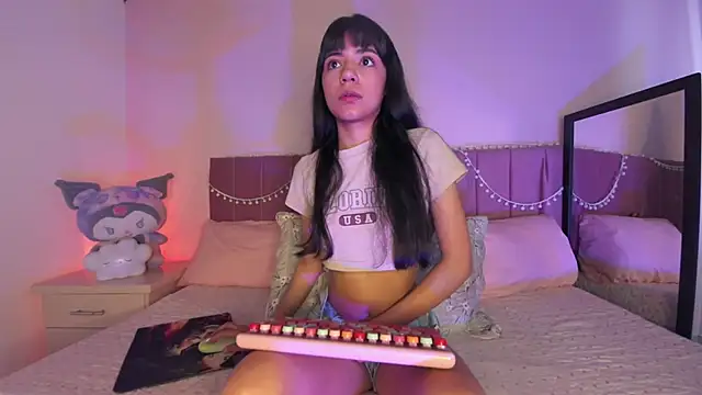 kitty-kryss online show from 10-28-25, 12:30