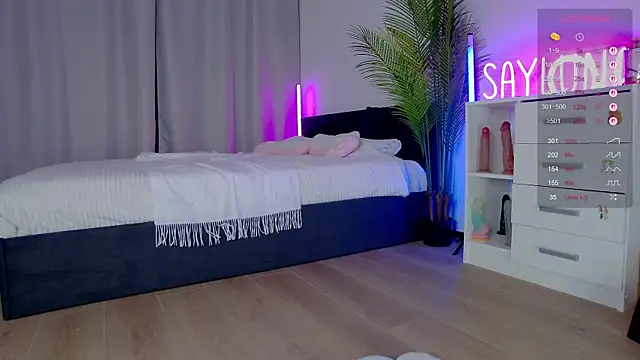 Say luna online show from 12-01-25, 07:41