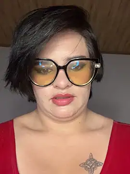 Snapshot of Mistress_Niky_ chatting on 09-28-25, 05:40 Mistress Niky online show from 09-28-25, 05:40