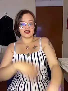 Mistress Niky  online show from 05-10-26, 05:51