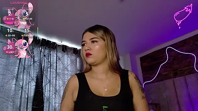 natasha  black online show from 12-21-25, 07:32