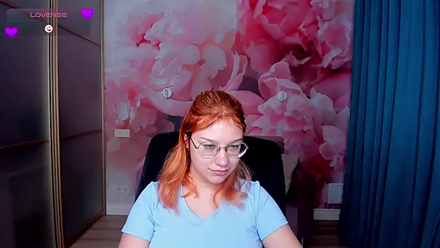 AngelinaLow online show from 11-28-25, 12:30