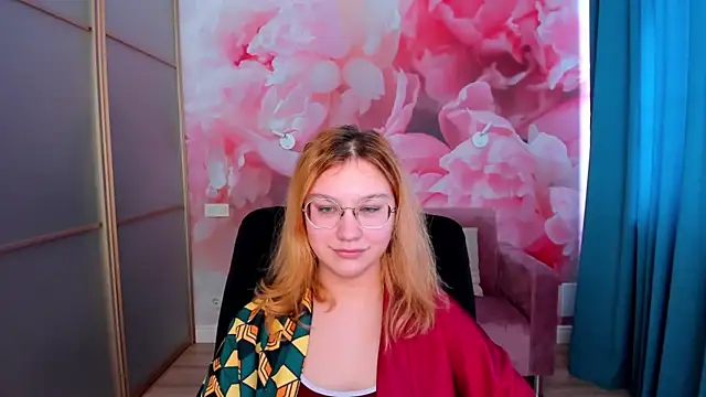 AngelinaLow online show from 02-10-26, 12:42