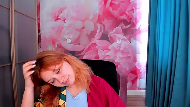 Snapshot of AngelinaLow chatting on 04-24-26, 11:45 AngelinaLow online show from 04-24-26, 11:45