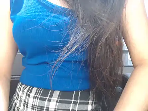 Snapshot of TheMostBeautifullGirl- chatting on 05-12-26, 05:21 TheMostBeautifullGirl- online show from 05-12-26, 05:21