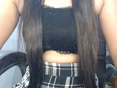 Snapshot of TheMostBeautifullGirl- chatting on 07-28-26, 05:34 TheMostBeautifullGirl- online show from 07-28-26, 05:34