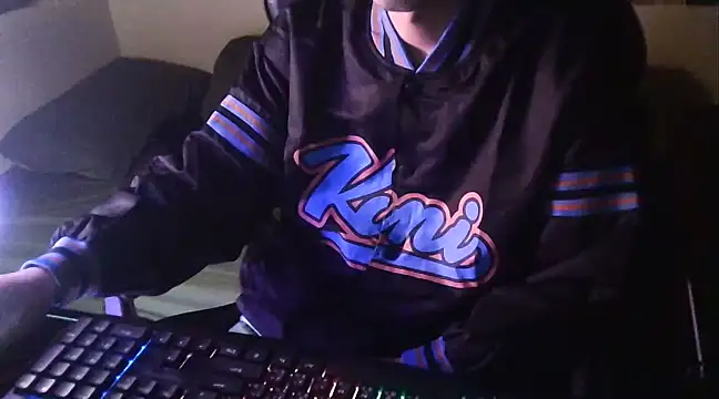 Snapshot of zhezheggin chatting on 03-14-25, 01:57 zhezheggin online show from 03-14-25, 01:57