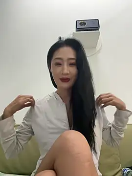 linger-23 online show from 10-21-25, 01:34