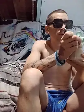 Snapshot of Imjoshinnu chatting on 10-14-25, 10:27 Imjoshinnu online show from 10-14-25, 10:27