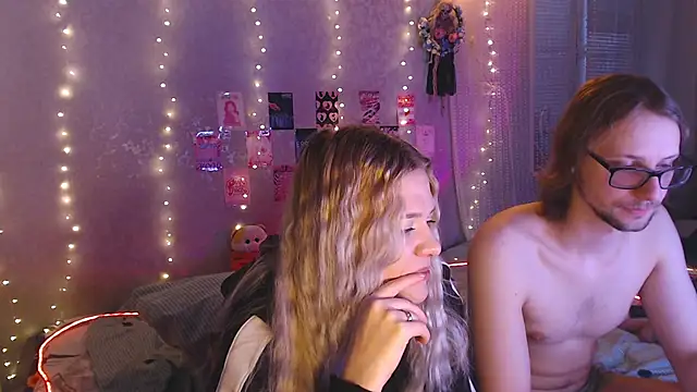 Your Horny Friends online show from 04-15-26, 02:46