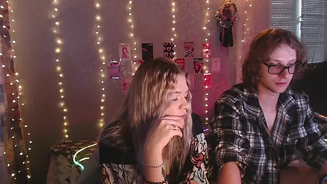 Your Horny Friends online show from 05-06-26, 01:49