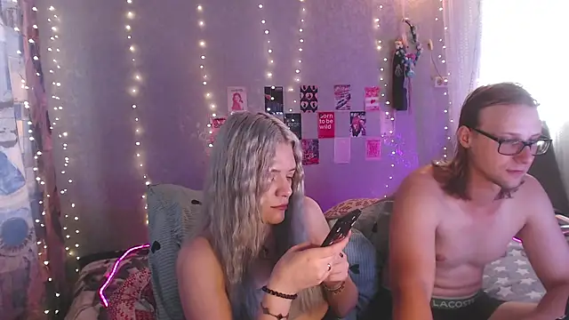 Your Horny Friends online show from 08-09-26, 10:42