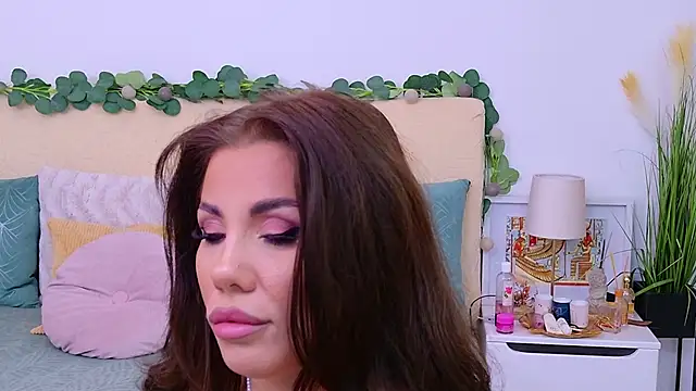 CelineReys online show from 09-12-25, 05:24