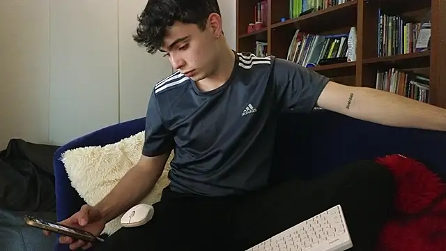 lukeboyce33 online show from 03-24-26, 12:15